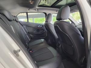BMW 1 Series 118i - Image 14