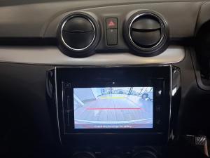 Suzuki Swift 1.2 GLX manual - Image 16