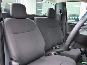 Isuzu D-Max Gen 6 250 single cab Fleetside safety - Image 8