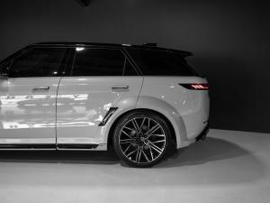 Land Rover Range Rover Sport D350 Dynamic HSE - Image 4