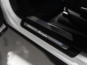 Lamborghini Urus Urus - Image 12