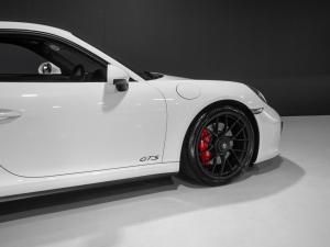 Porsche 911 Carrera GTS coupe - Image 24