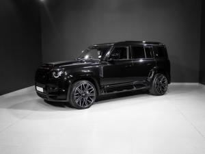 Land Rover Defender 110 D300 X-Dynamic SE - Image 11