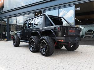 Jeep Wrangler Unlimited 3.6L Rubicon - Image 19