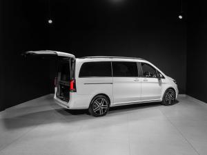 Mercedes-Benz V-Class V300d Exclusive - Image 28