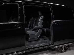 Mercedes-Benz V-Class V300d Exclusive - Image 4