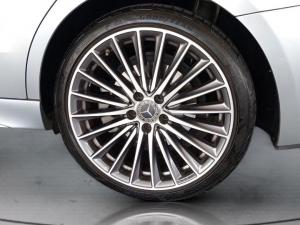 Mercedes-Benz C-Class C220d Avantgarde - Image 16