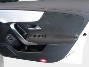 Mercedes-Benz CLA CLA220d Progressive - Image 9