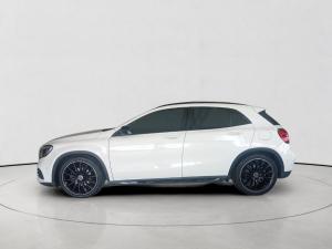 Mercedes-Benz GLA GLA200 auto - Image 4