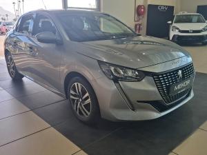 Peugeot 208 1.2T Allure manual - Image 1