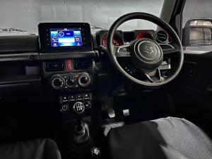 Suzuki Jimny 1.5 GL AllGrip 5-door manual - Image 15