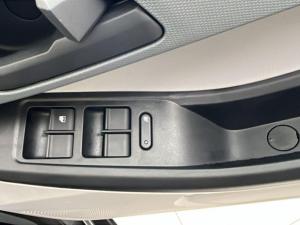 Tata Tiago 1.2 XT manual - Image 15