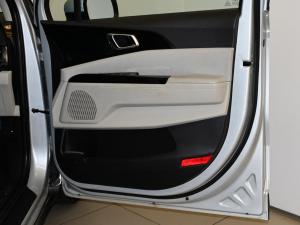 Kia Carnival 2.2CRDi EX+ - Image 17