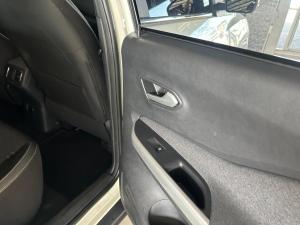 Nissan Magnite 1.0 Turbo Acenta Plus manual - Image 13