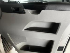 Volkswagen Kombi 2.0TDI 75kW SWB Trendline - Image 11