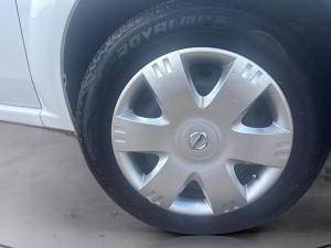 Nissan NP200 1.6i safety pack (aircon) - Image 10