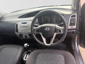 Hyundai i20 1.4 Fluid auto - Image 19