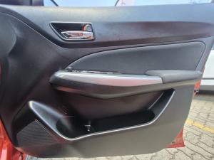 Suzuki Swift 1.2 GLX manual - Image 15