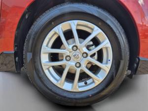 Suzuki Swift 1.2 GLX manual - Image 18