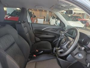 Suzuki Swift 1.2 GL+ manual - Image 10