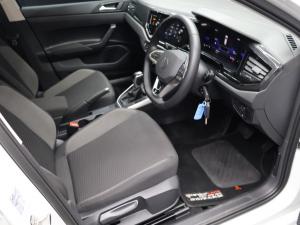 Volkswagen Polo hatch 1.0TSI Life auto - Image 9