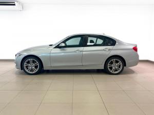 BMW 318i automatic - Image 6