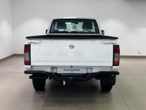 Nissan Hardbody NP300 2.5 TDi LWB 4X4S/C - Image 5