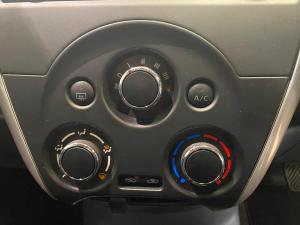 Nissan Almera 1.5 Acenta automatic - Image 15