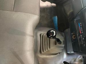 Nissan Hardbody NP300 2.5 TDi LWBS/C - Image 11