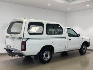 Nissan Hardbody NP300 2.5 TDi LWBS/C - Image 4