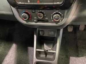 Renault Kwid 1.0 Climber 5-Door - Image 14