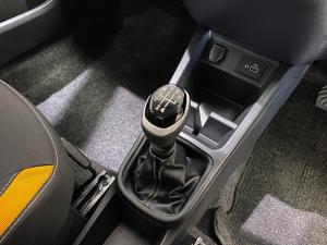 Renault Kwid 1.0 Climber 5-Door - Image 15