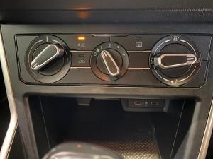 Volkswagen Polo 1.0 TSI Life DSG - Image 14