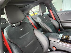 Mercedes-Benz AMG C43 4MATIC - Image 13