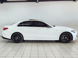 Mercedes-Benz AMG C43 4MATIC - Image 3