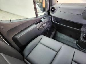 Mercedes-Benz Sprinter 517 2.0 CDI XL P/V - Image 9