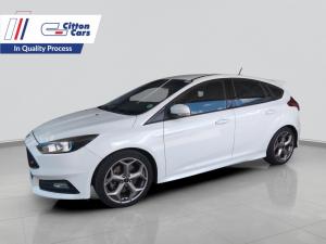 Ford Focus 2.0 Ecoboost ST1 - Image 1