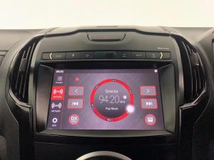 Isuzu D-MAX 300 LX 4X4 automatic D/C - Image 9