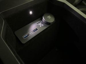 Jaguar E-PACE D240 2.0D SE - Image 15