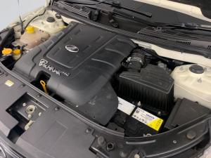 Mahindra XUV 500 2.2D Mhawk 7 Seat - Image 18