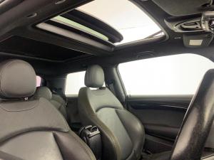 MINI Cooper automatic - Image 20