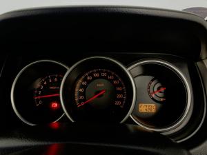 Nissan Tiida 1.6 Visia + - Image 10