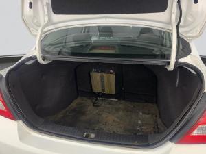 Nissan Tiida 1.6 Visia + - Image 13