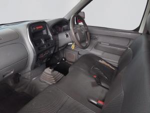 Nissan Hardbody NP300 2.0i LWBS/C - Image 3