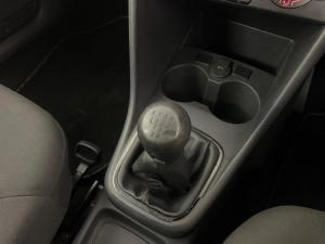 Volkswagen Polo Vivo 1.4 Trendline - Image 8