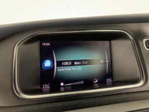 Volvo V40 T3 Kinetic - Image 4