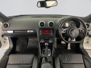 Audi RS3 Sportback Stronic - Image 12