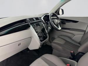 Mahindra KUV 100 1.2 K6+ - Image 15