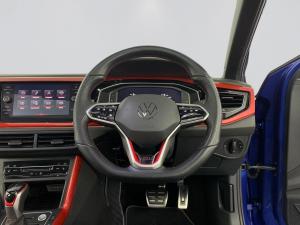 Volkswagen Polo 2.0 GTI DSG - Image 12