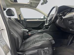 Volkswagen Passat 2.0 TSI R-LINE DSG - Image 14